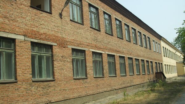 В школах Бердска обновляют окна к новому учебному году