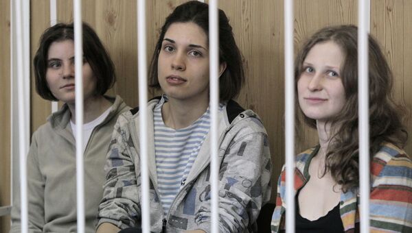 Защита обжаловала продление ареста участницам Pussy Riot