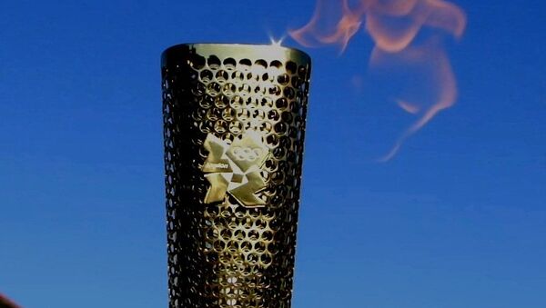 Олимпийский огонь прибыл на корт Уимбилдона
