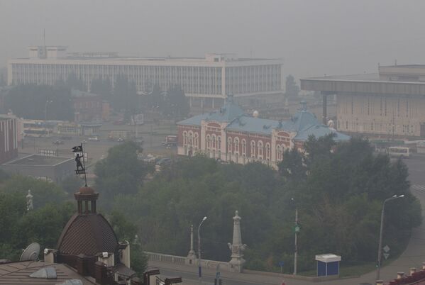 Смог от лесных пожаров в Томске