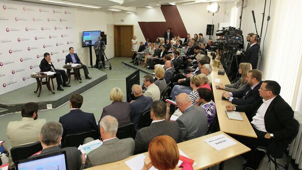 Д.Медведев на заседании Открытого правительства