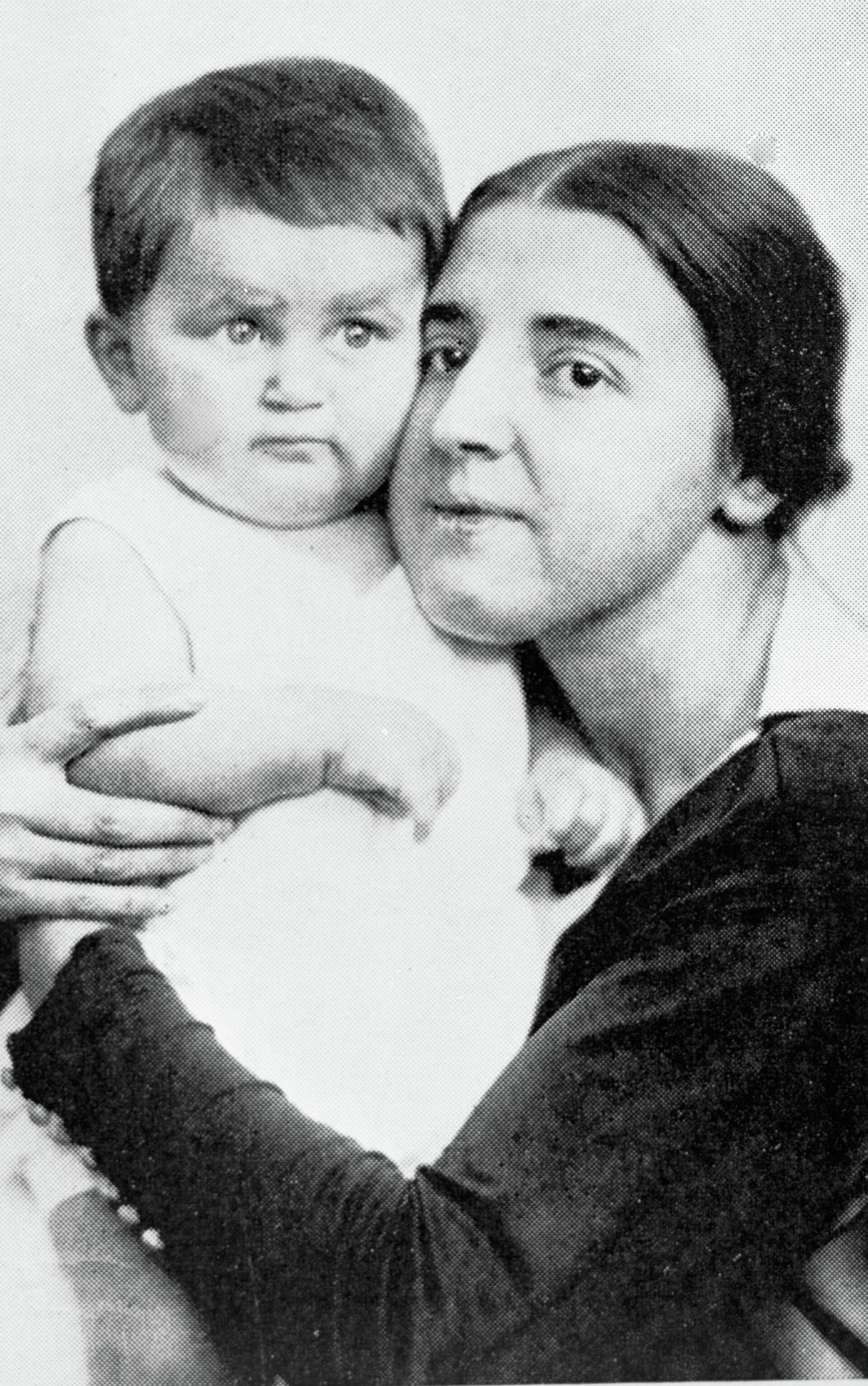 Надежда Аллилуева с сыном - РИА Новости, 1920, 03.11.2021