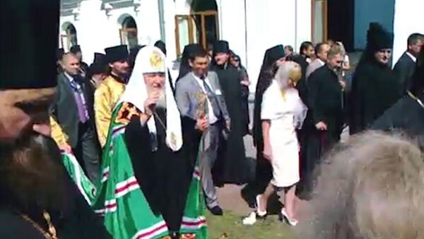 Прихожане и священники встретили патриарха Кирилла в Киево-Печерской лавре