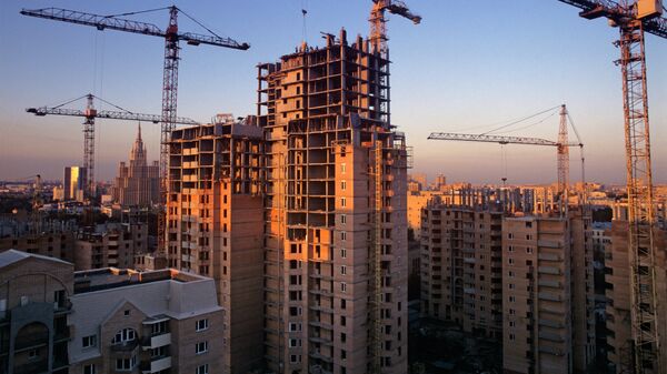 Строительство нового жилья в центре Москвы. Архивное фото