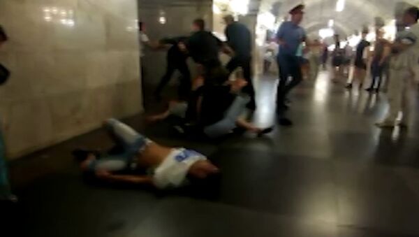 Несколько человек пострадали в массовой драке в московском метро
