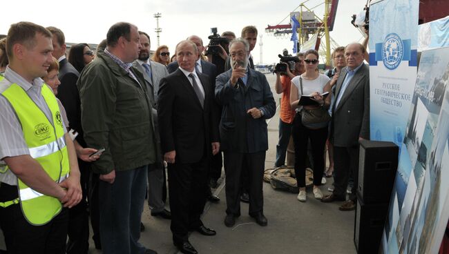 Рабочая поездка В.Путина в Северо-Западный федеральный округ