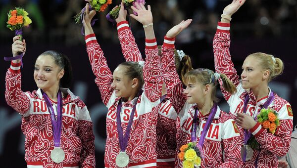 Российские гимнастки Алия Мустафина, Виктория Комова, Мария Пасека, Анастасия Гришина и Ксения Афанасьева