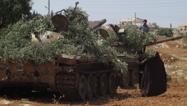 Сирийские танки у поселка Анадан