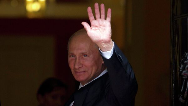 Президент России Владимир Путин  прибыл в Великобританию