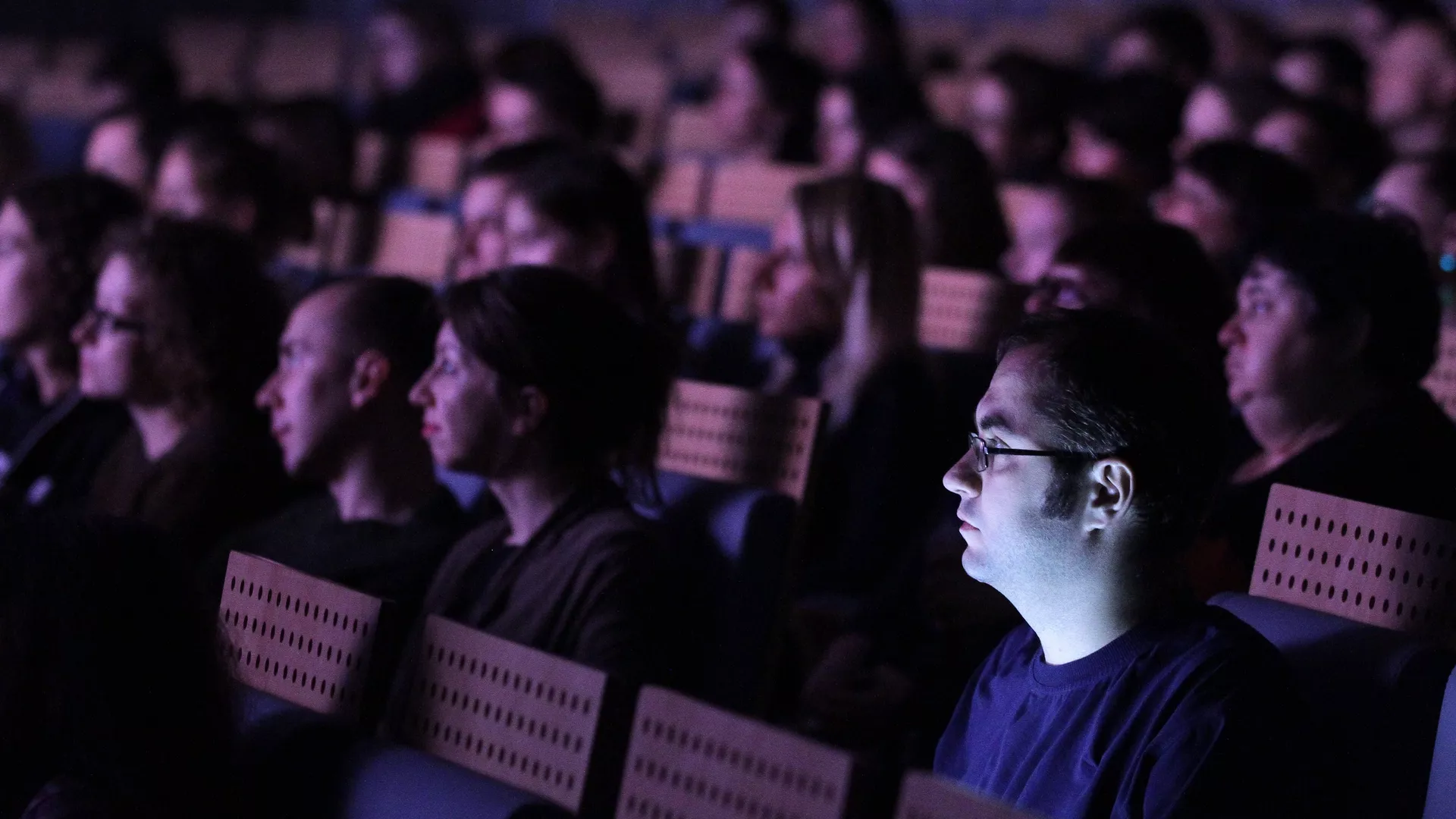 Просмотр фильма - РИА Новости, 1920, 28.11.2025