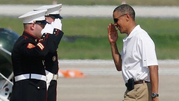 Президент США Барак Обама на авиабазе Эндрюс