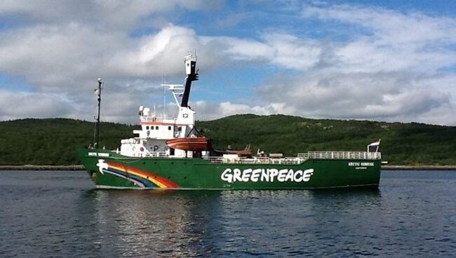 Ледокол Гринпис Arctic Sunrise