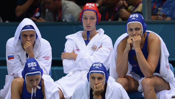 Игроки сборной России в четвертьфинальном матче женского турнира по водному поло