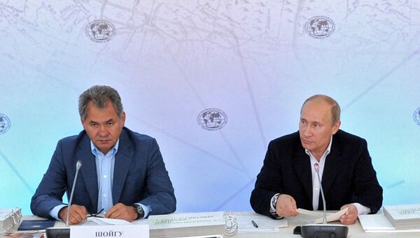 Президент России Владимир Путин и губернатор Московской области Сергей Шойгу 
