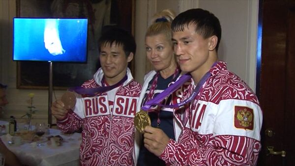 Российские борцы в Лондоне о медалях, девушках и лишних килограммах