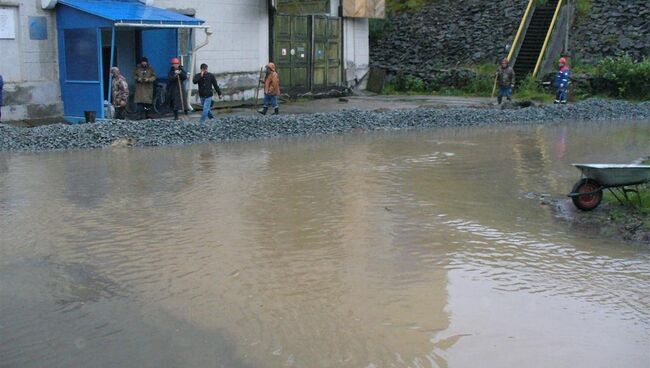 Вода затопила Маткожнежскую ГЭС в Карелии