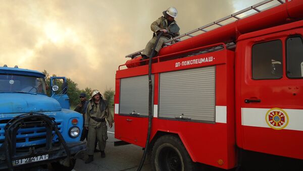 Тушение пожара на Украине, архивное фото