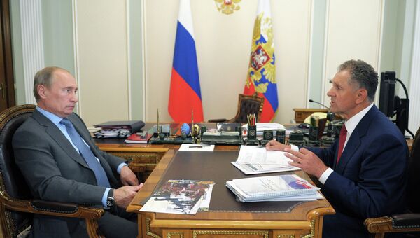 Встреча В.Путина с главой Удмуртии А.Волковым в Ново-Огарево