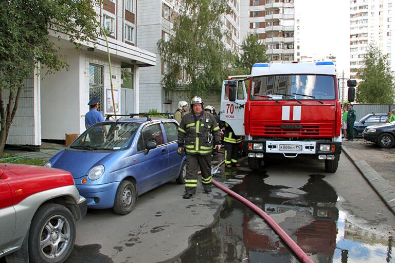 Пять человек спасены при пожаре в квартире в Зеленограде