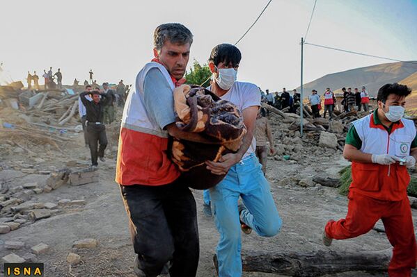  Помощь пострадавшим от землетрясения в Иране