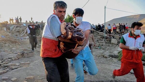  Помощь пострадавшим от землетрясения в Иране
