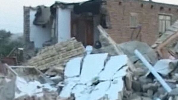 На месте происшествия: землетрясение в Иране и крушение Ка-32 в Турции   