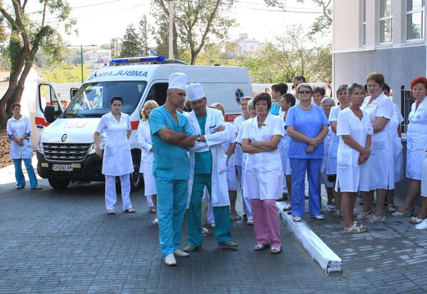 Севастополь президент Украина Янукович больница визит