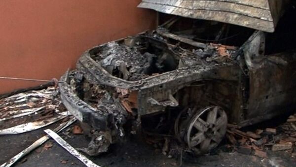 Сожженные машины и здания оставили после себя французские погромщики 