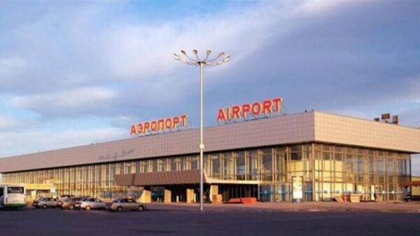 Аэропорт Гумрак, здание аэровокзала в Волгограде. Архив
