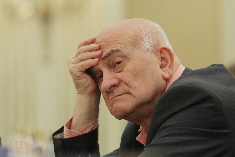 Евгений Ясин Евгений Ясин