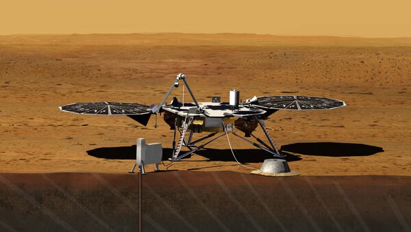 Зонд InSight на поверхности Марса. Архив