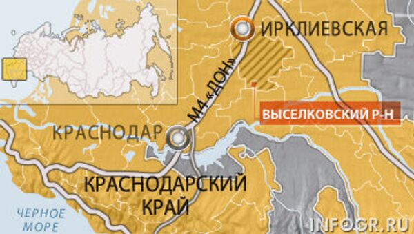 Грузовик и микроавтобус столкнулись под Краснодаром, 8 пострадавших