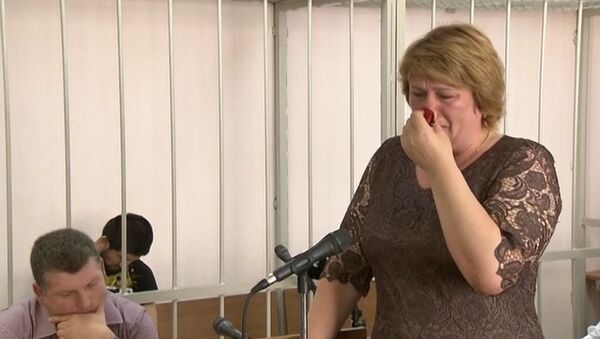 Мать Агафонова расплакалась на допросе в суде над Мирзаевым