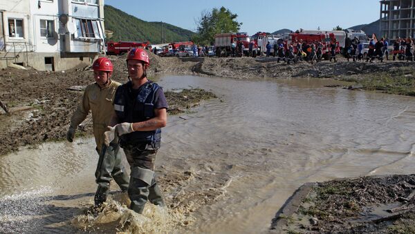 Последствия наводнения в поселке Новомихайловский