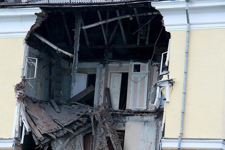 В Северодвинске обрушился подъезд жилого дома