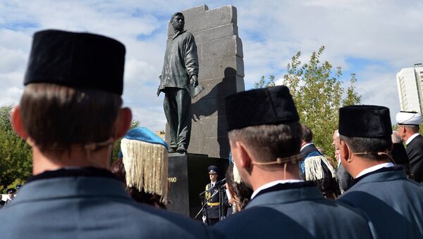 Памятник Мусе Джалилю открыт в Москве в рамках Дней Татарстана