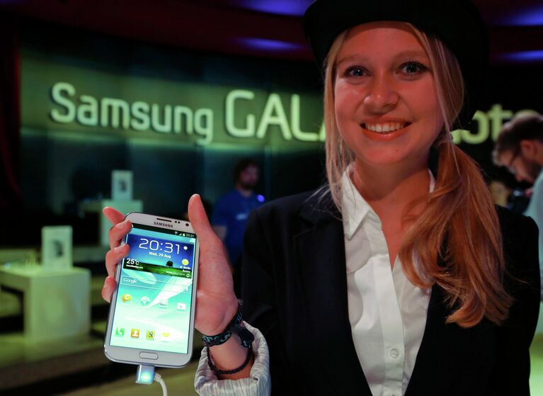 Samsung представила второе поколение Android-смартфона Galaxy Note II