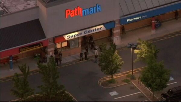 Супермаркет Pathmark в Олд-Бридж, США 