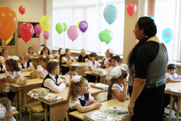 Первый урок нового учебного года в школе №10 города Сочи