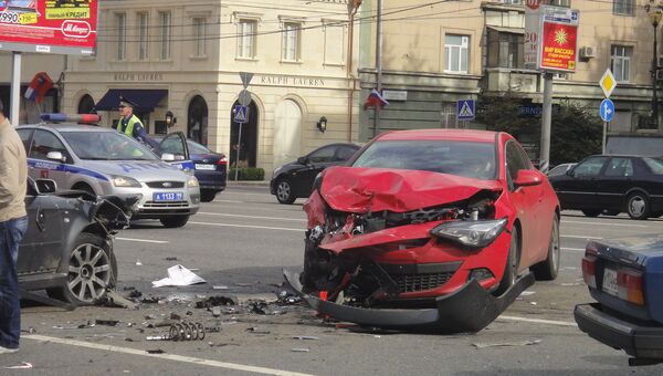 Шесть автомобилей столкнулись в Москве на Кутузовском проспекте
