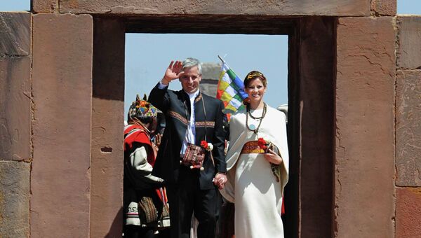 Вице-президент Боливии отпраздновал свадьбу в древнем храме индейцев