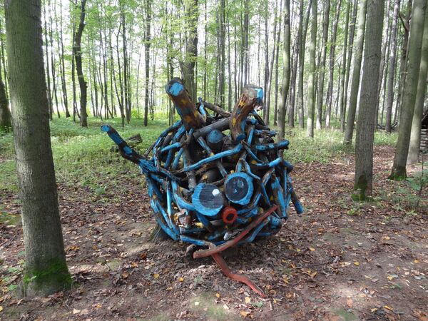 лес грибы скульптура