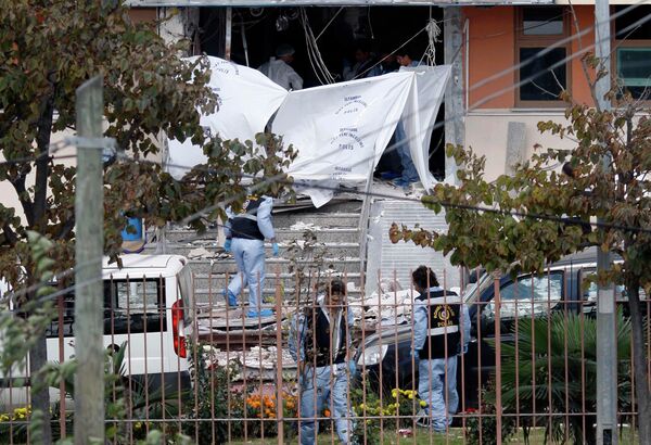 Взрыв у полицейского участка в Стамбуле