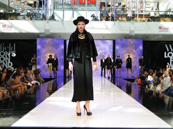 Мода Лондон показ Westfield Fashion Weekend