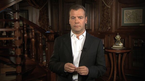 Медведев в видеоблоге рассказал о способе борьбы с плагиатом