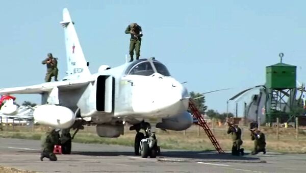 Военные заблокировали террористов и не дали им угнать Су-24