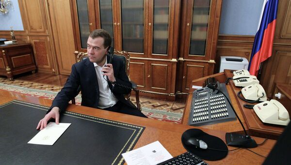 Д.Медведев в рабочем кабинете. Архив