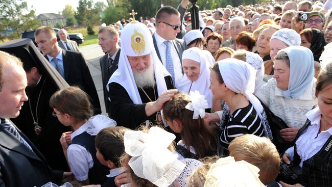 Посещение патриархом Кириллом Крестовоздвиженского собора