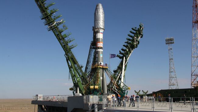 Ракета-носитель Союз-2.1 на стартовом комплексе. Архивное фото