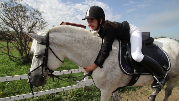 Соревнования по конному спорту в Омске 